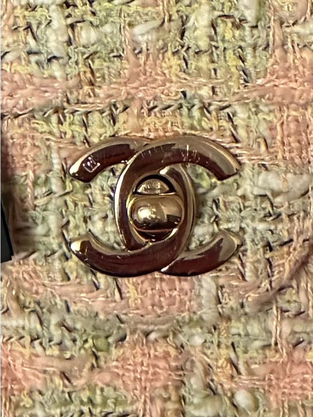 CHANEL Pastel Pink and Cream Tweed Shoulder Bag with Gold Chain